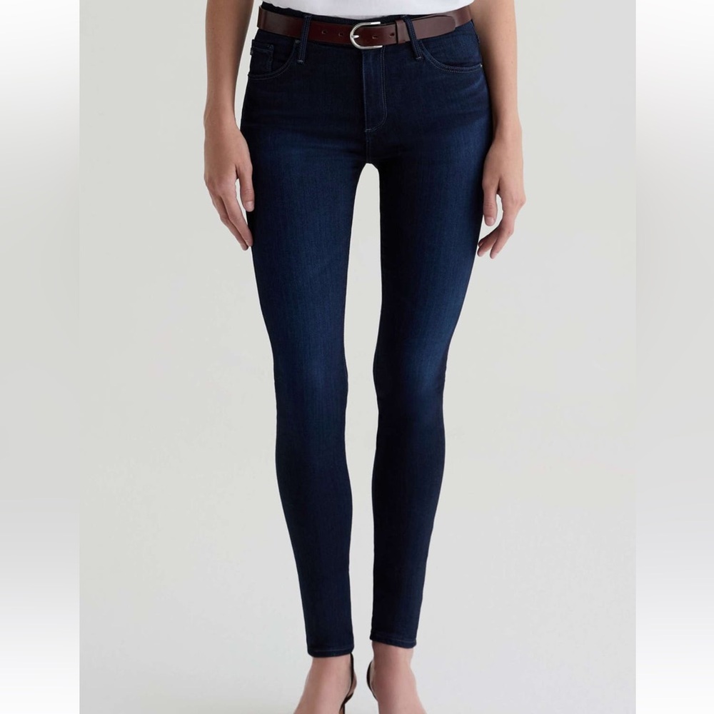 AG Farrah Mid-Rise Dark Blue Women's Skinny Jeans, Size 31